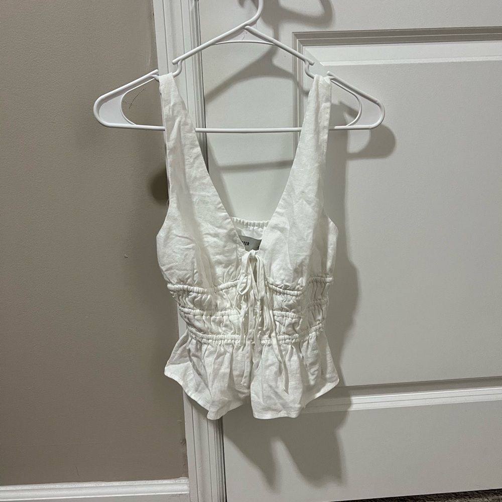 Hollister White Ruched Sleeveless Top